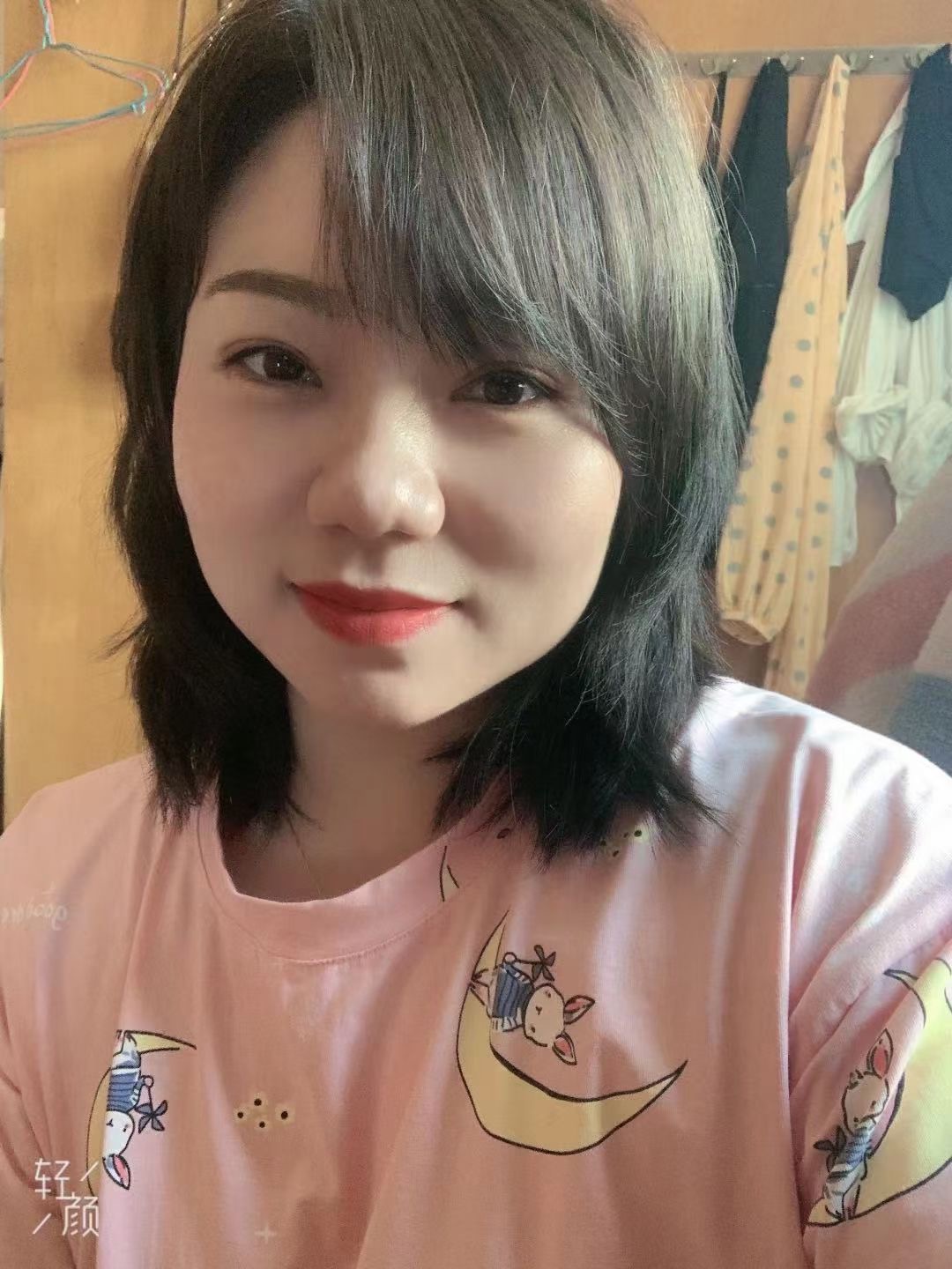 喜欢纹身丝袜的熟女来